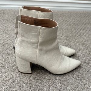 White Steve Madden ankle boots